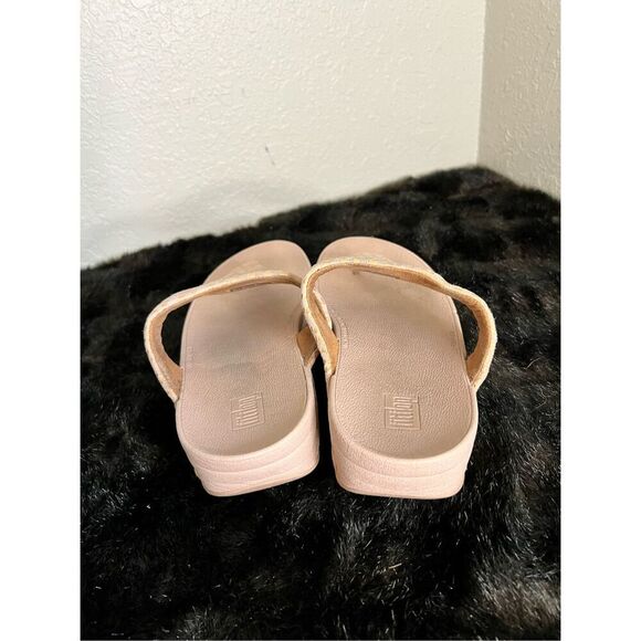 FitFlop Women's Thongs Sandals Lottie Chevron-Suede Toe R18-673 Cream Size 9 - Picture 4 of 5